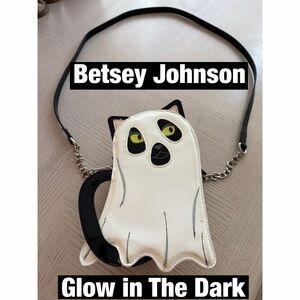 Betsey Johnson Glow in the Dark Cat Ghost Crossbody Bag